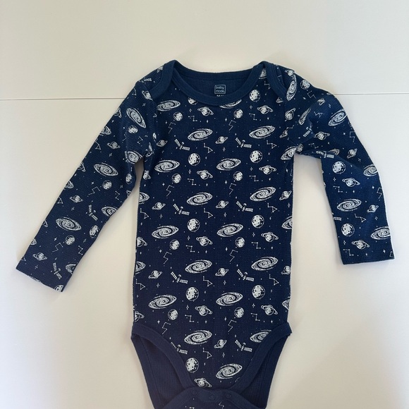 10/20$ Navy blue space long sleeve toddler baby bodysuit/onesie size 24m - Picture 2 of 6